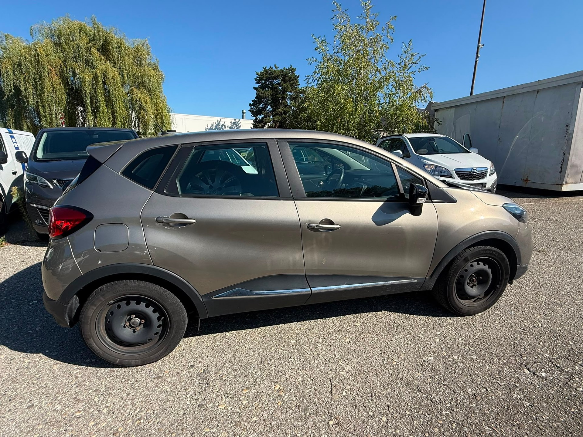 RENAULT Captur 1.2 T 16V Dynamique EDC-image-2