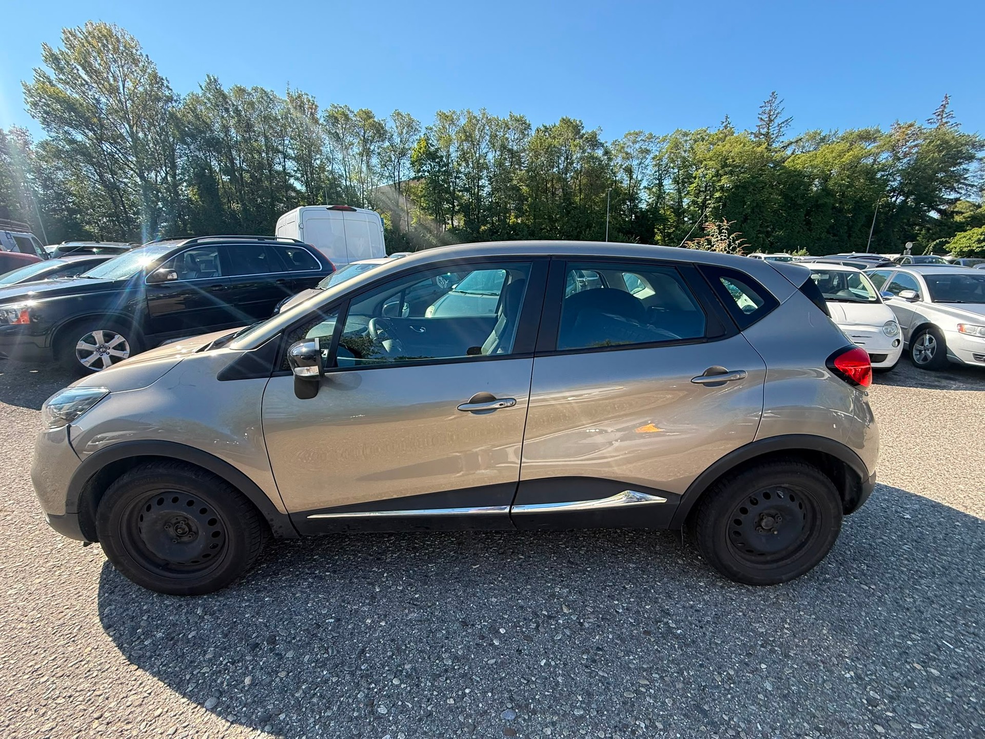 RENAULT Captur 1.2 T 16V Dynamique EDC-image-7