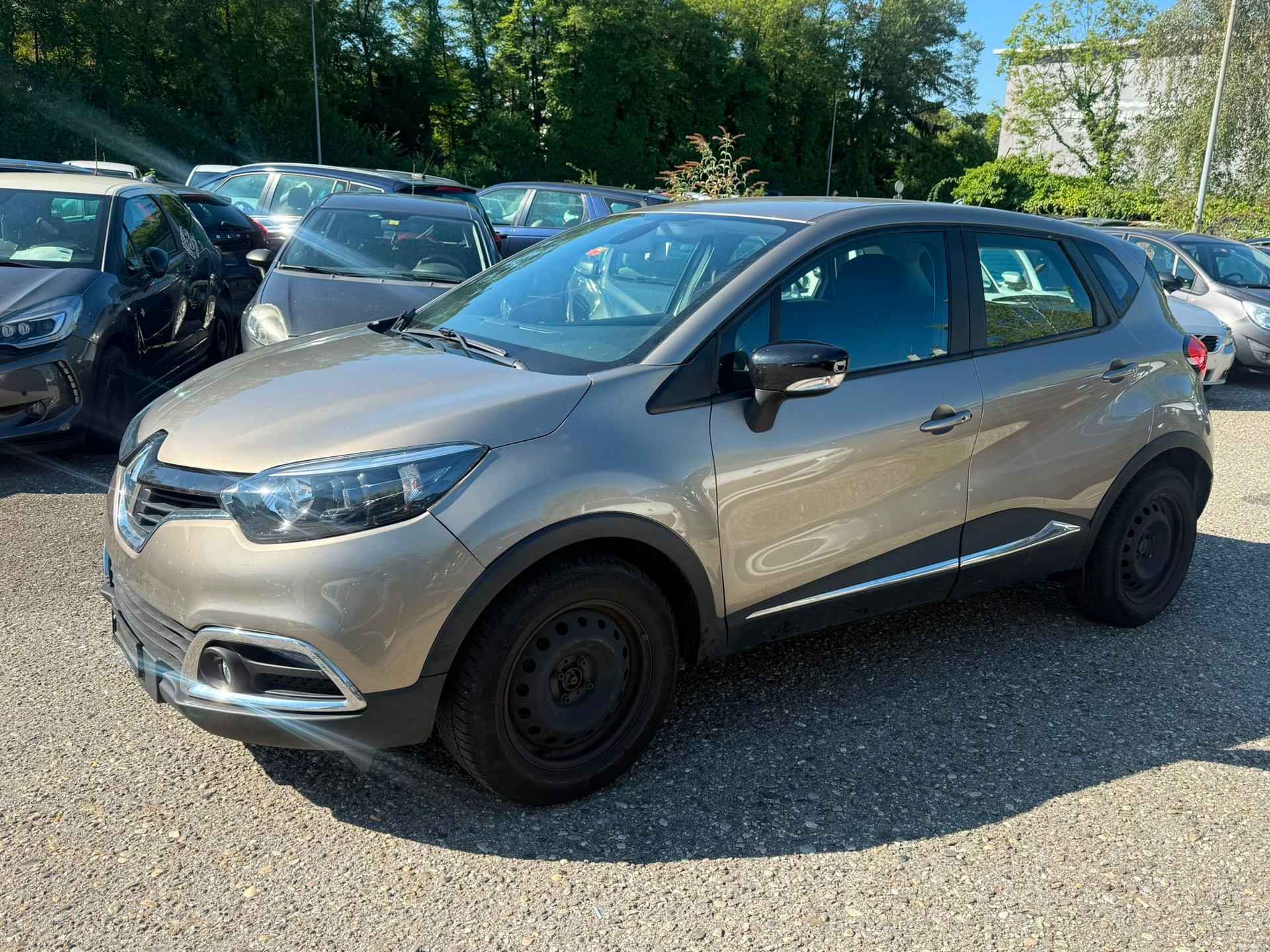 RENAULT Captur 1.2 T 16V Dynamique EDC-image-1