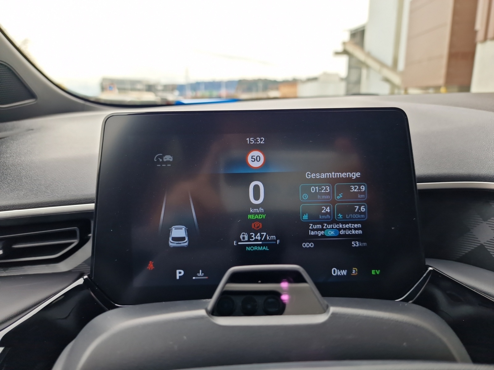 MG MG3 1.5 Voll-Hybrid Luxury Automat 195 PS-image-14