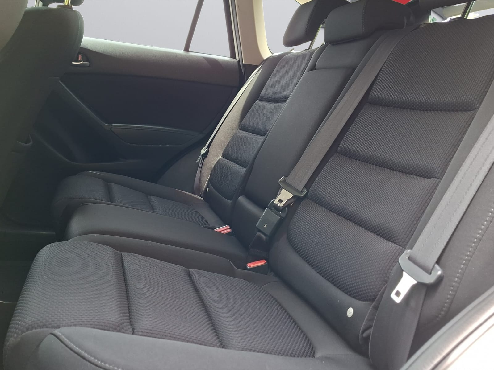MAZDA CX-5 2.2 D Ambition FWD-image-8