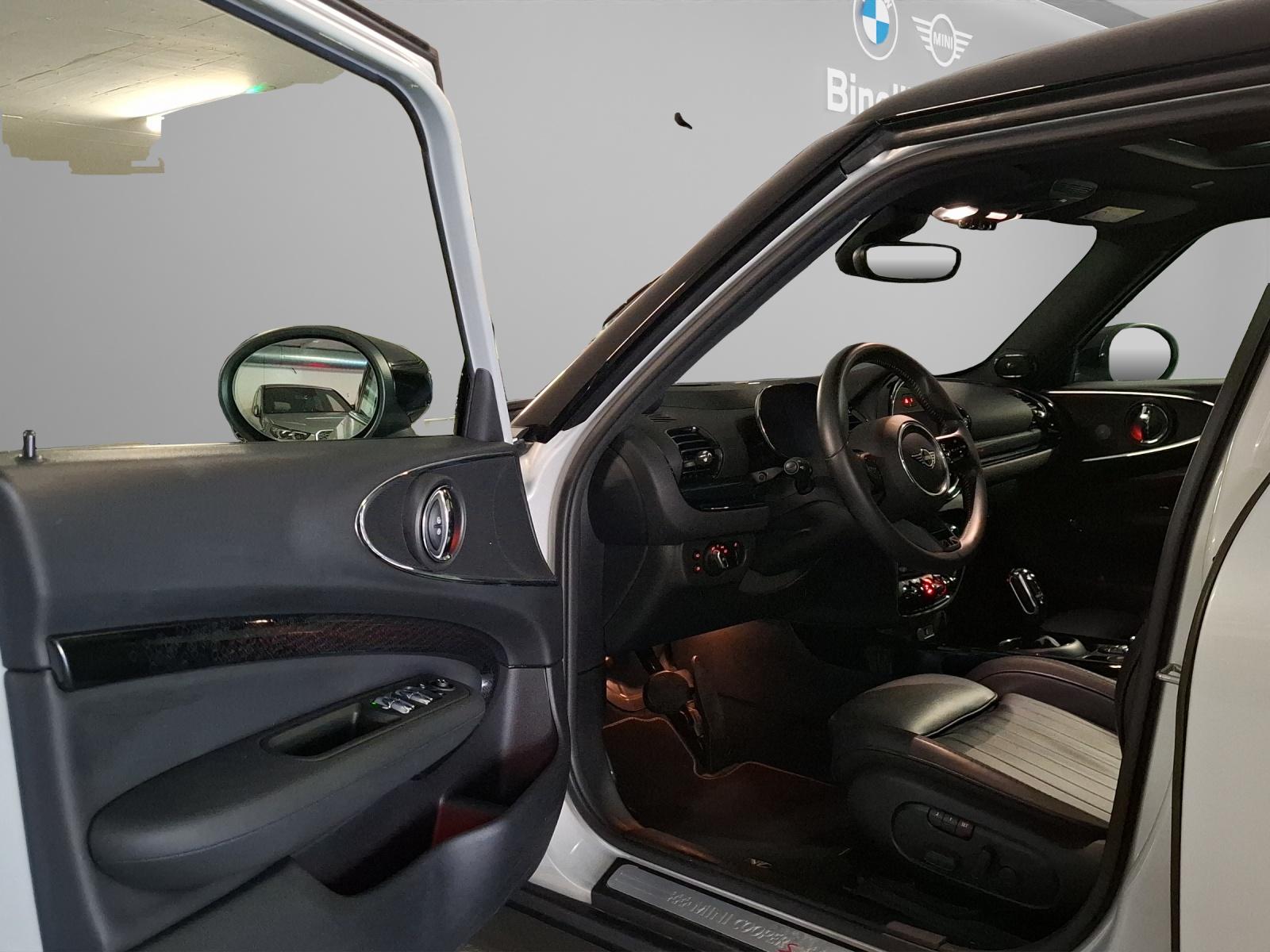 MINI Clubman F54 2.0i Cooper S ALL4-image-3