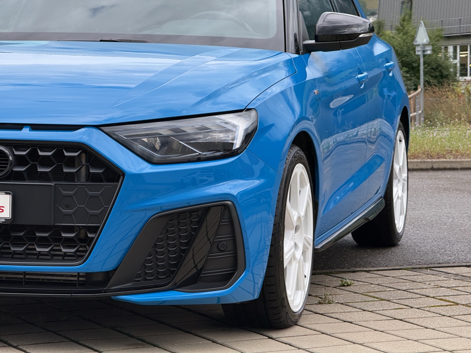 AUDI A1 Sportback 40 TFSI S Line S-tronic-image-16