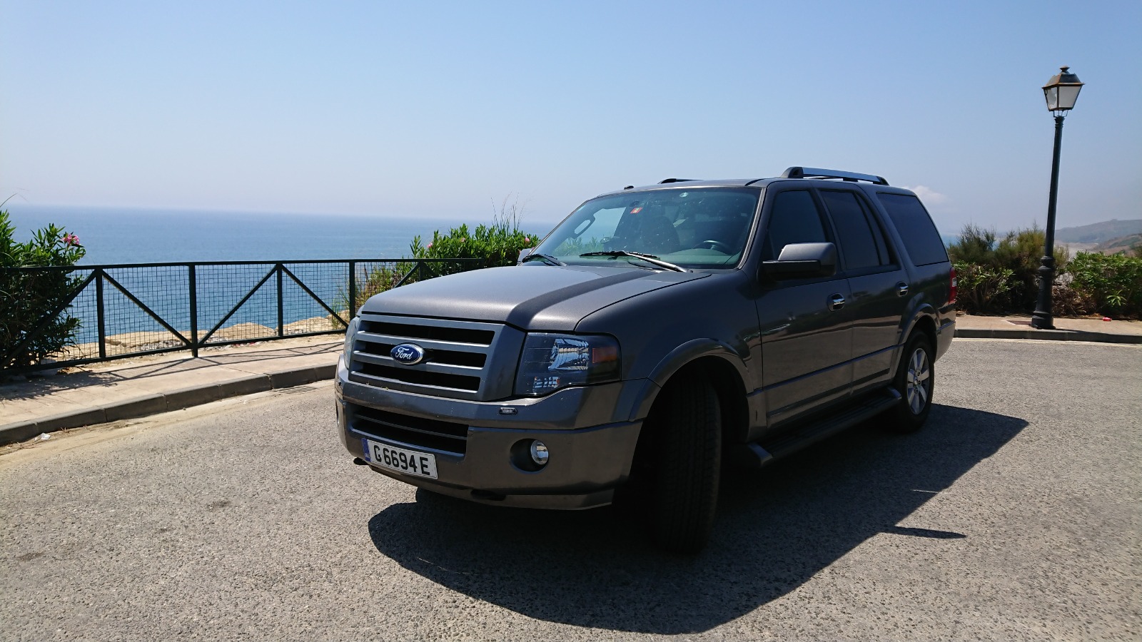 FORD Expedition-image-5