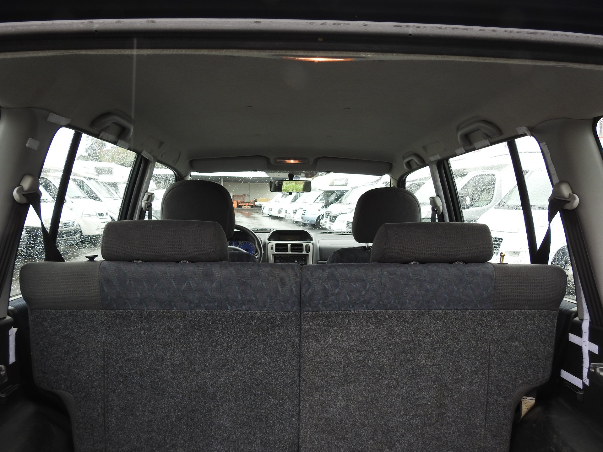 MITSUBISHI Pajero Pinin 2.0 Country-image-11