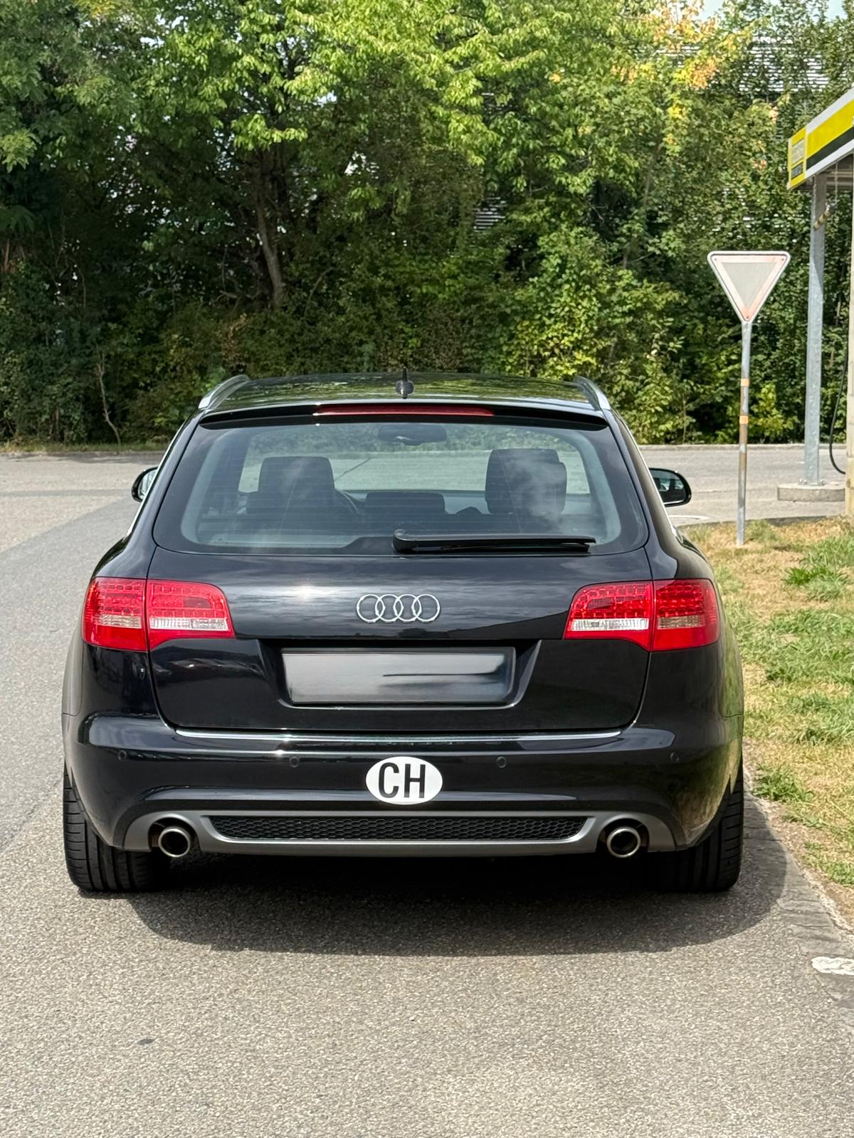 AUDI A6 Avant 3.0 V6 TDI quattro tiptronic-image-3