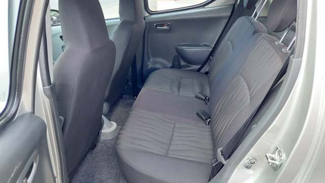 NISSAN Pixo 1.0 acenta-image-11