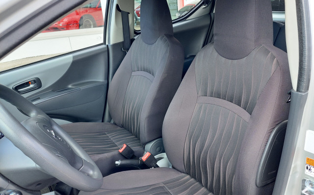 NISSAN Pixo 1.0 acenta-image-9