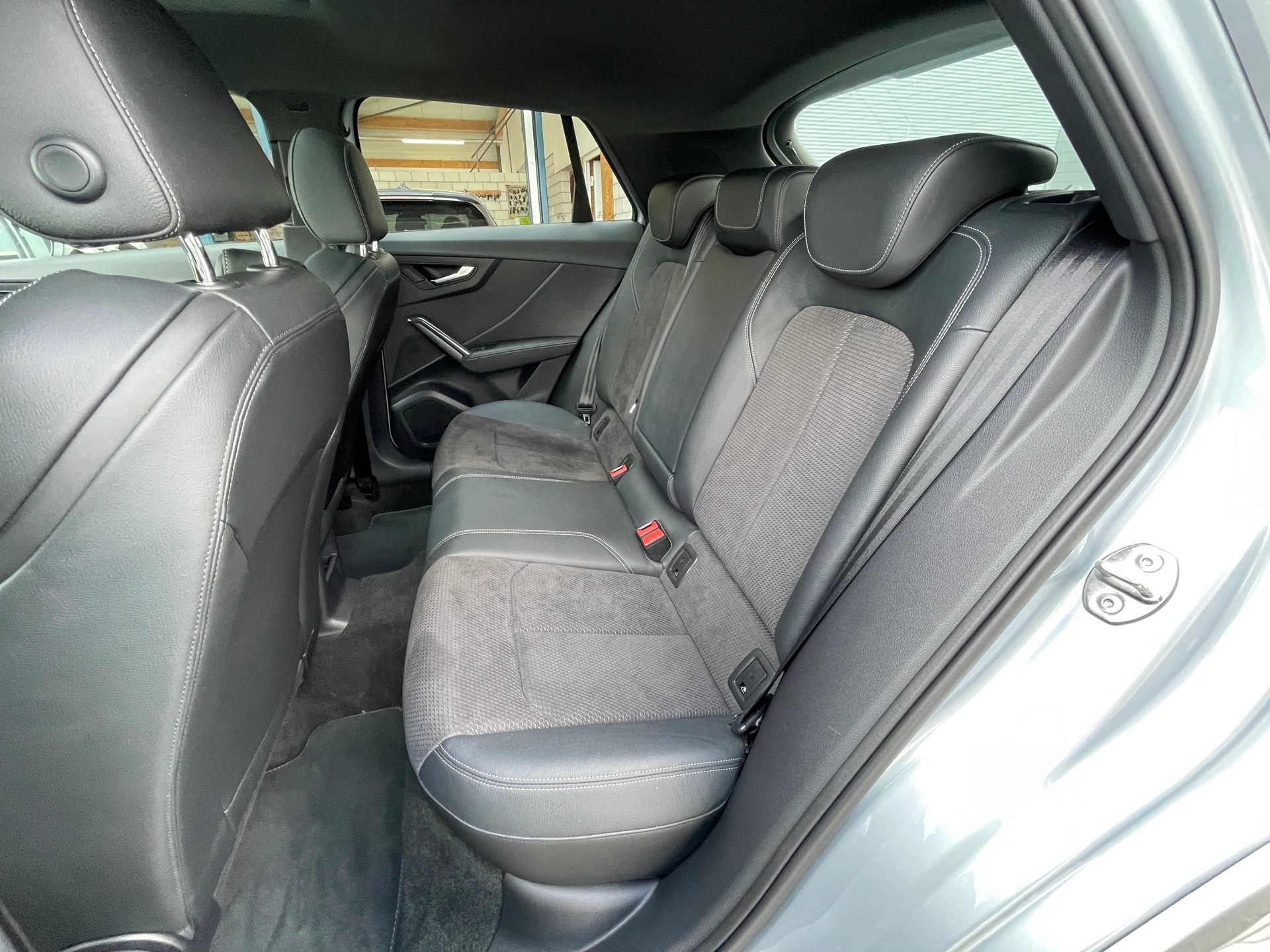 AUDI SQ2 TFSI quattro S-tronic-image-12