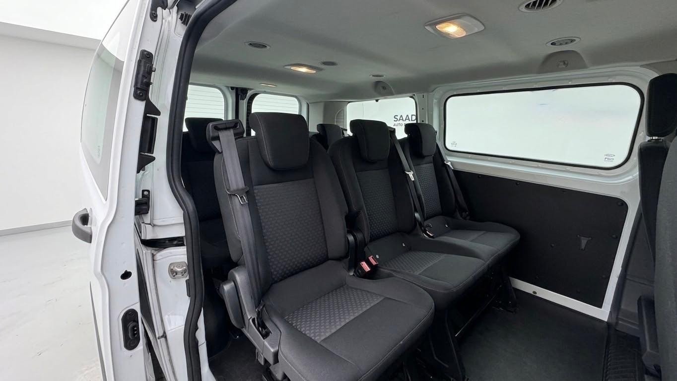 FORD Transit Custom 320 L1H1 Ambiente-image-9