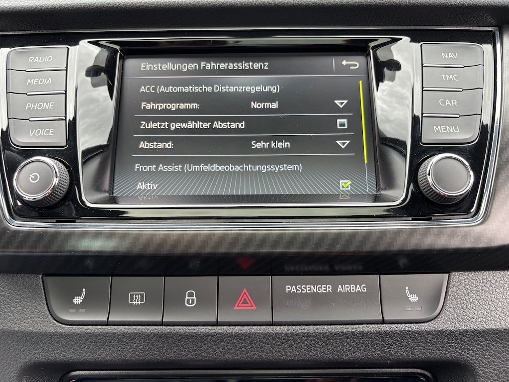 SKODA Fabia Combi 1.0 TSI Monte Carlo-image-9