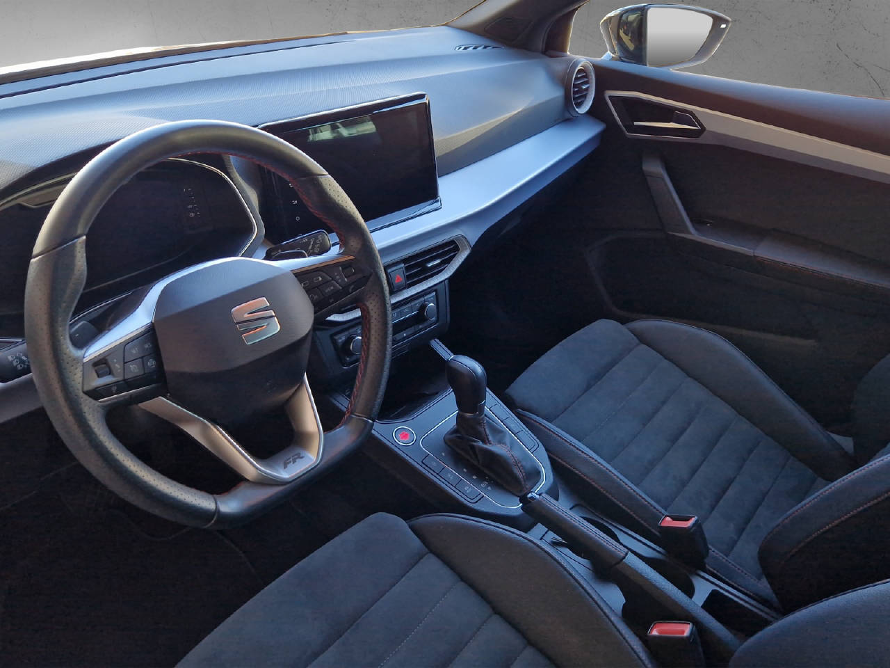 SEAT Ibiza 1.5 TSI Hola FR DSG-image-5