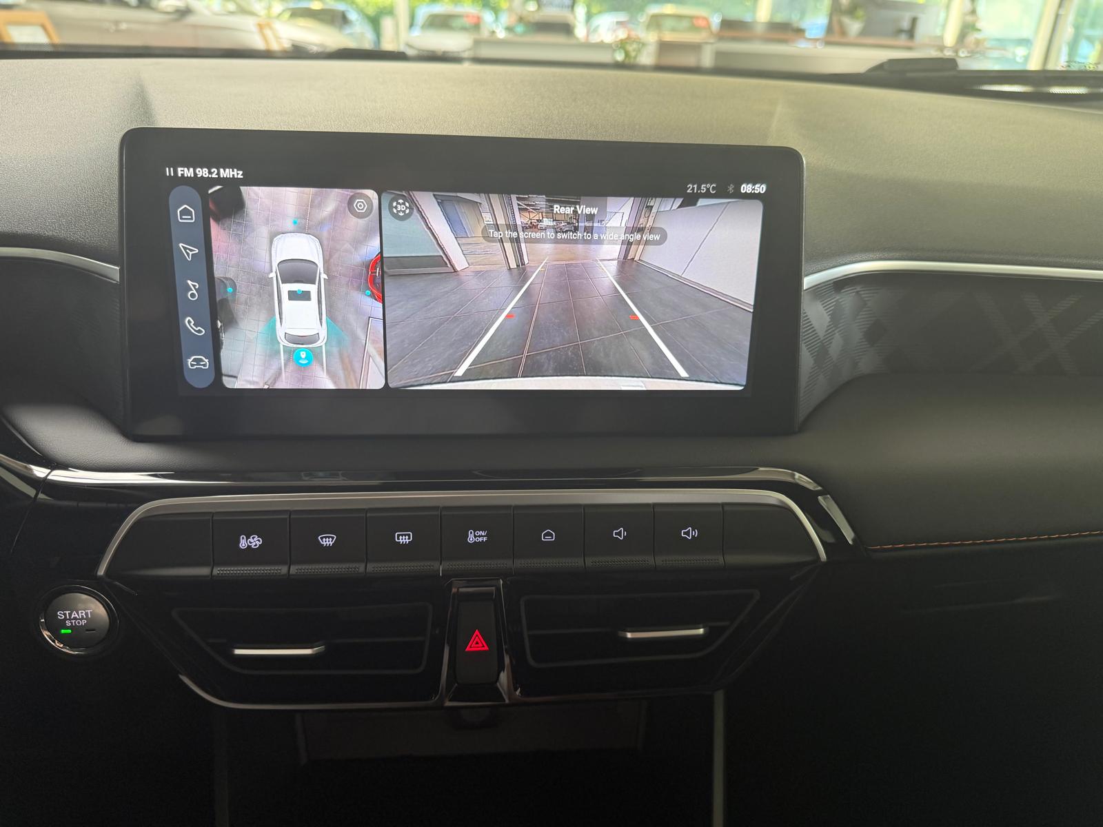 MG 3 1.5 Hybrid Luxury-image-12