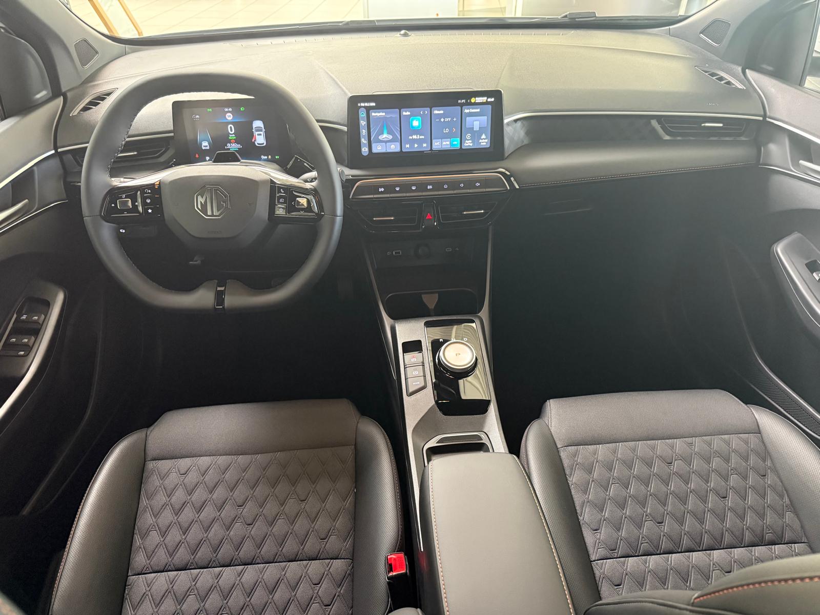 MG 3 1.5 Hybrid Luxury-image-6