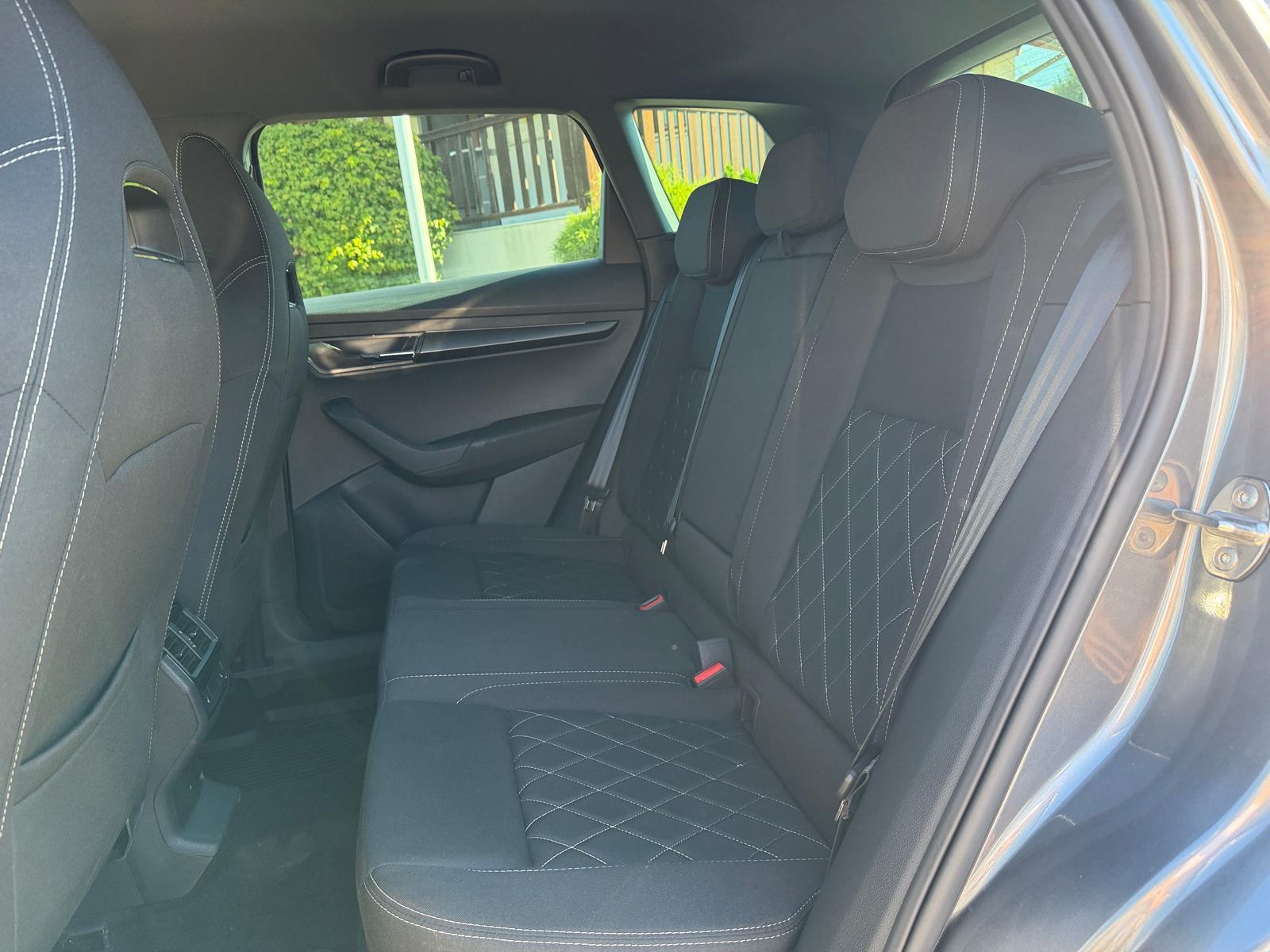 SKODA Karoq 2.0 TSI SportLine 4x4 DSG-image-13