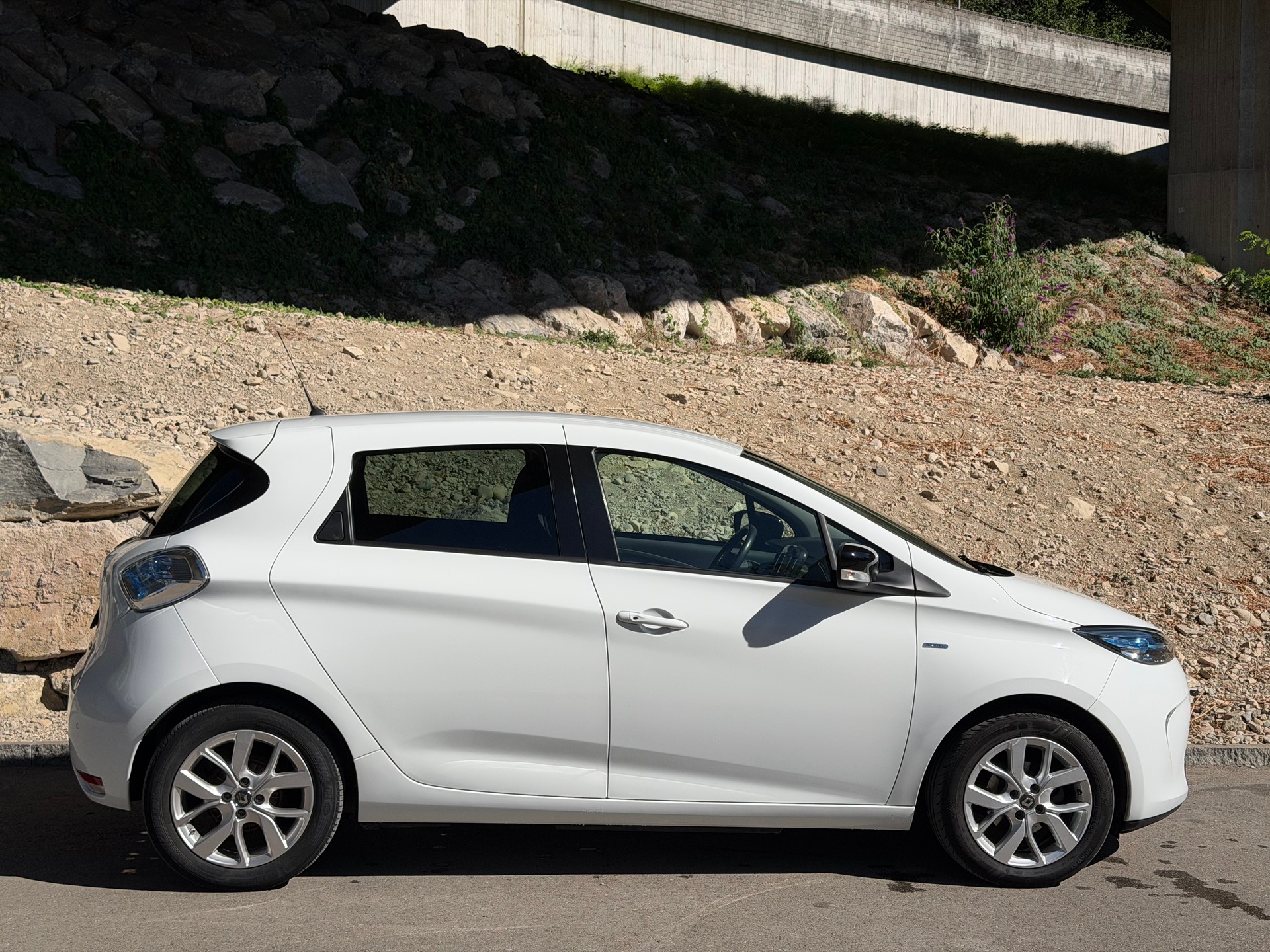 RENAULT Zoe Limited R110 (Batterie Miete)-image-5