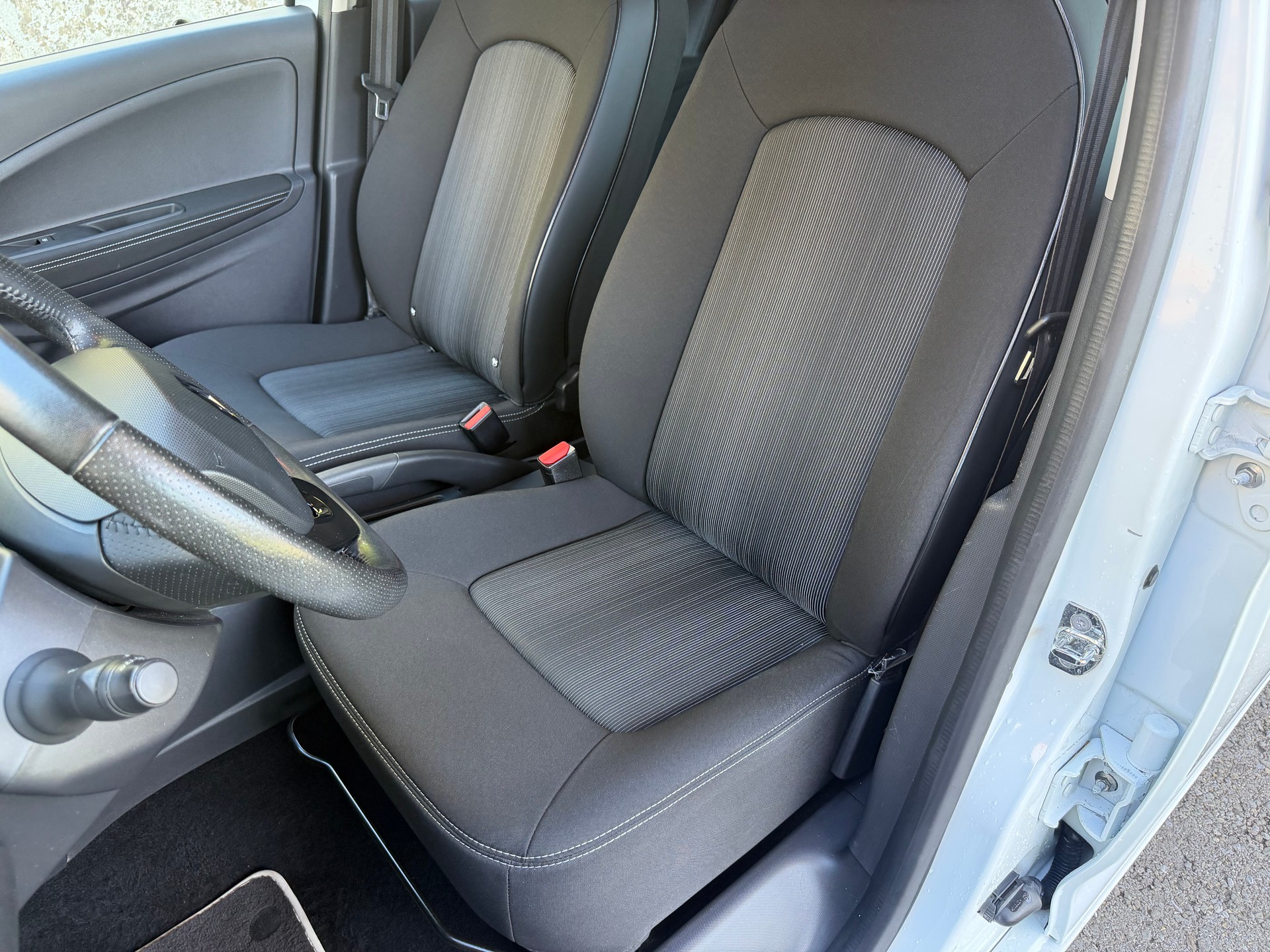 RENAULT Zoe Limited R110 (Batterie Miete)-image-7
