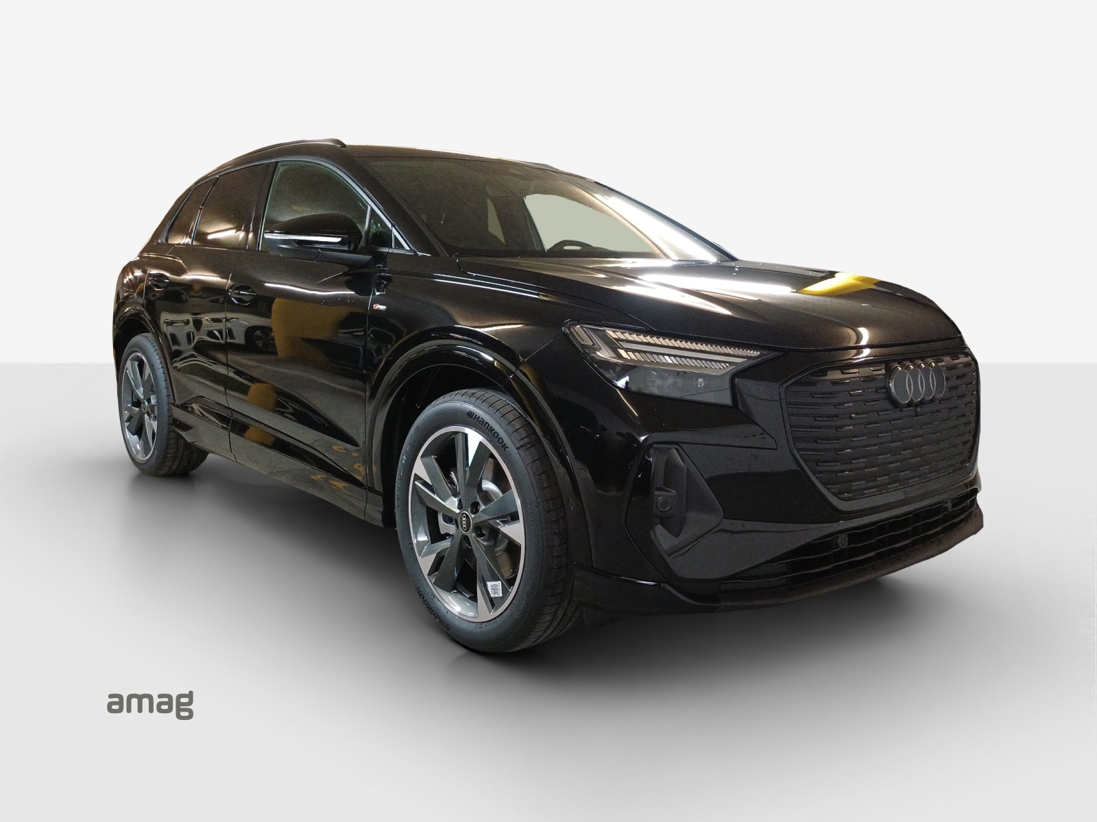 AUDI Q4 e-tron 45 Edition Swiss Ski quattro-image-6
