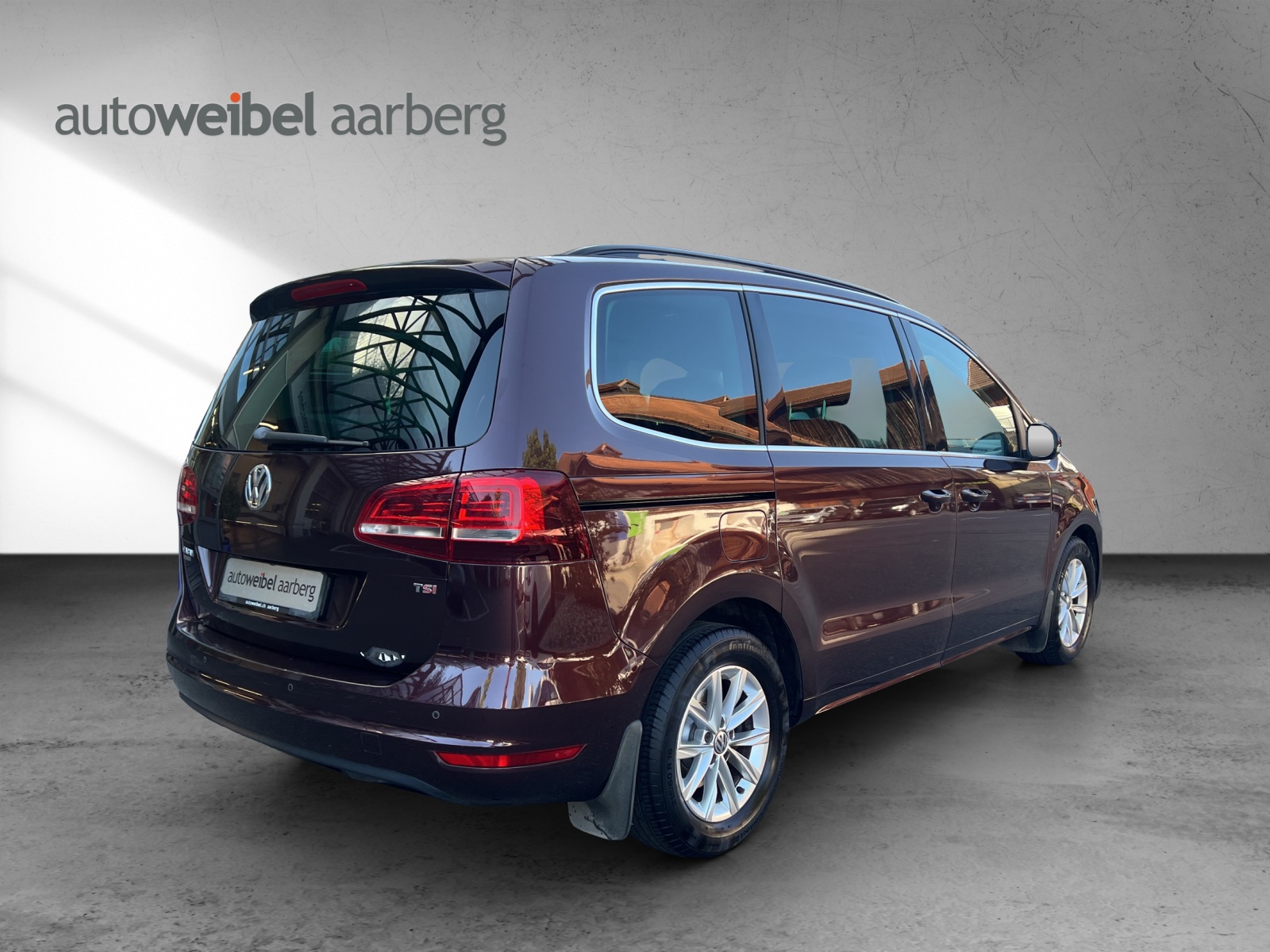 VW Sharan 1.4 TSI BlMT Comfortline DSG-image-1
