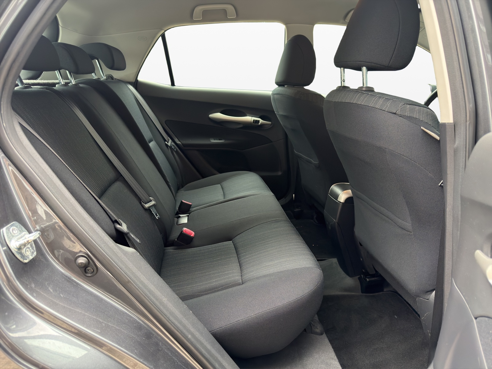 TOYOTA Auris 2.0 D-4D Linea Sol-image-18