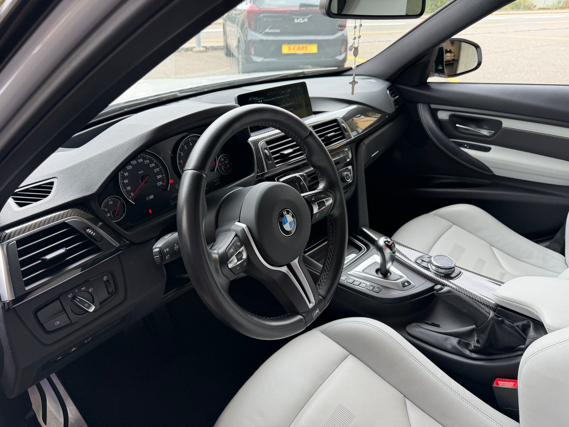 BMW M3 Drivelogic-image-13