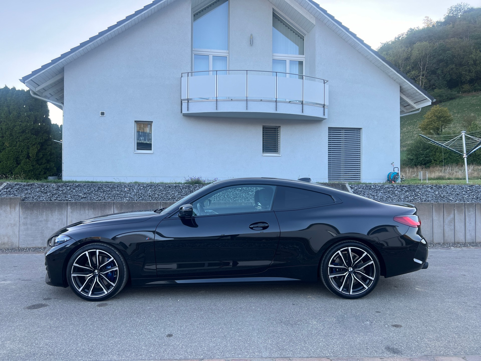 BMW M440i xDrive 48V Coupé Steptronic * Dähler Auspuffanlage * NP : 106.000.- * CH Fahrzeug * AHK *-image-0