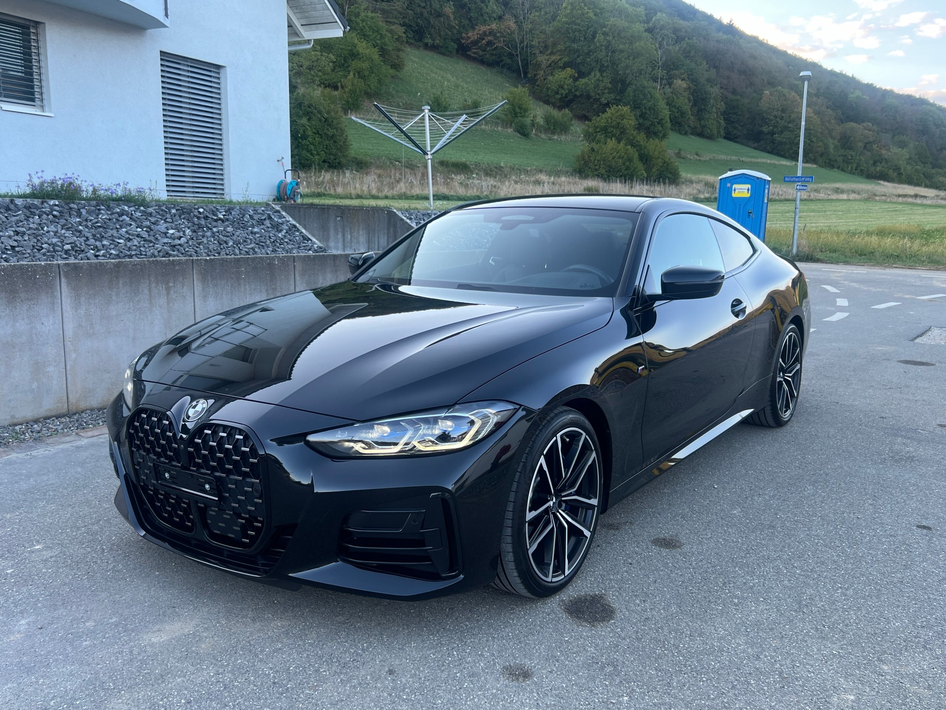 BMW M440i xDrive 48V Coupé Steptronic * Dähler Auspuffanlage * NP : 106.000.- * CH Fahrzeug * AHK *-image-1