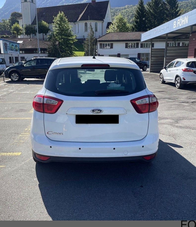 FORD 2.0 TDCi 115 Titanium-image-2