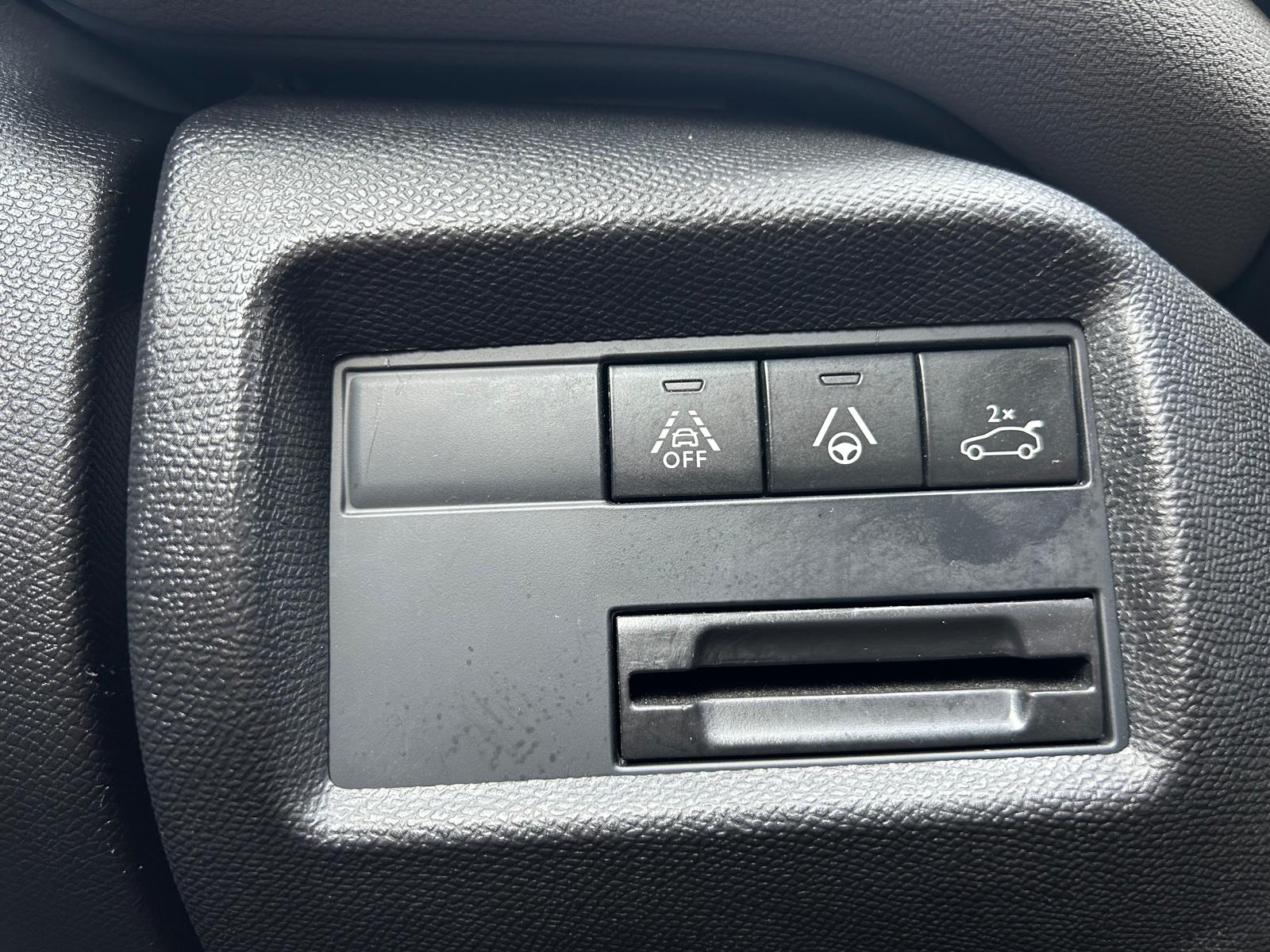 CITROEN C5 Aircross 1.5 BlueHD Shine EAT8-image-19