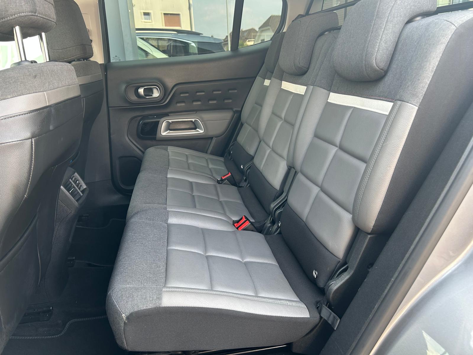 CITROEN C5 Aircross 1.5 BlueHD Shine EAT8-image-12