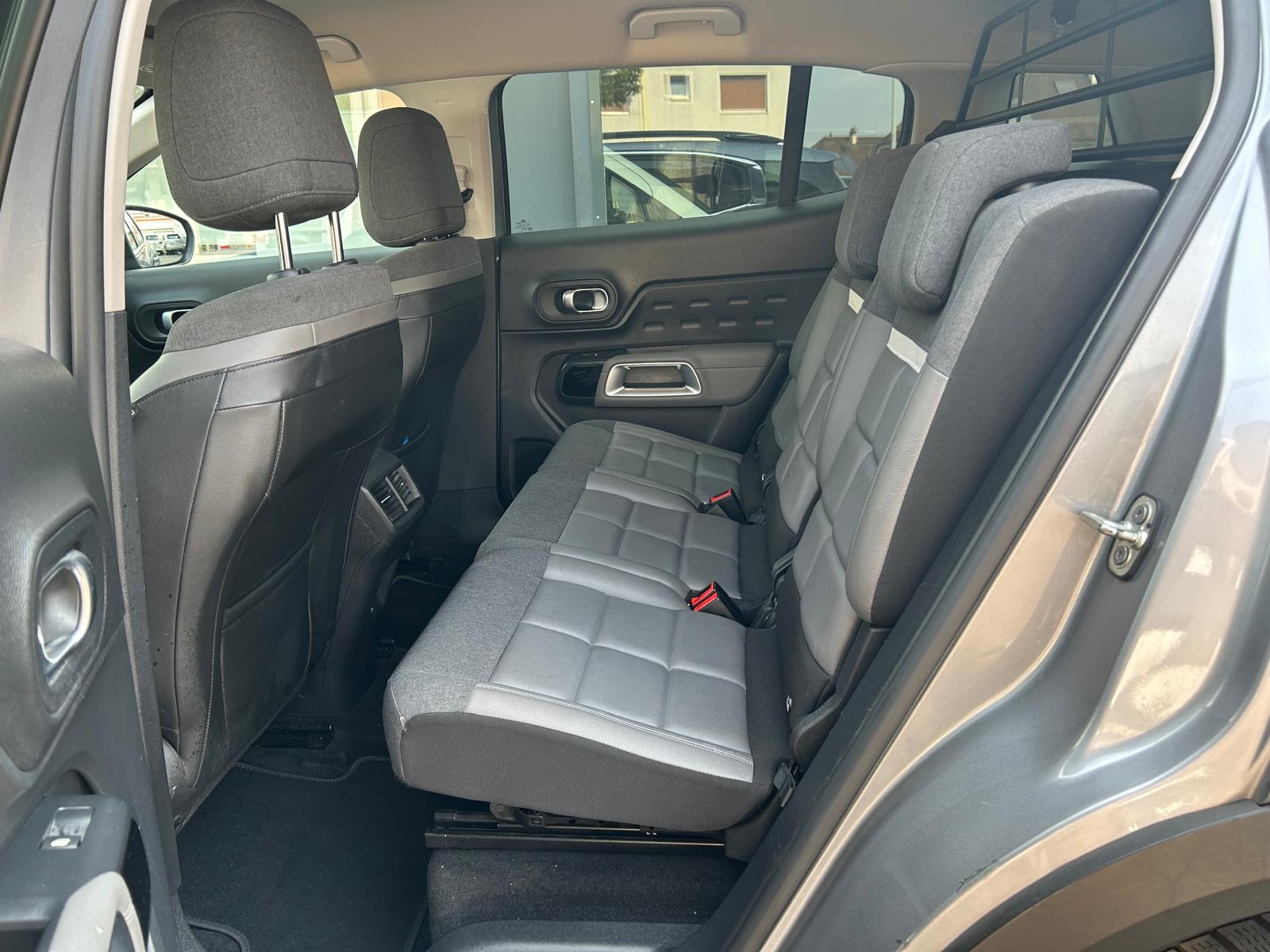 CITROEN C5 Aircross 1.5 BlueHD Shine EAT8-image-11
