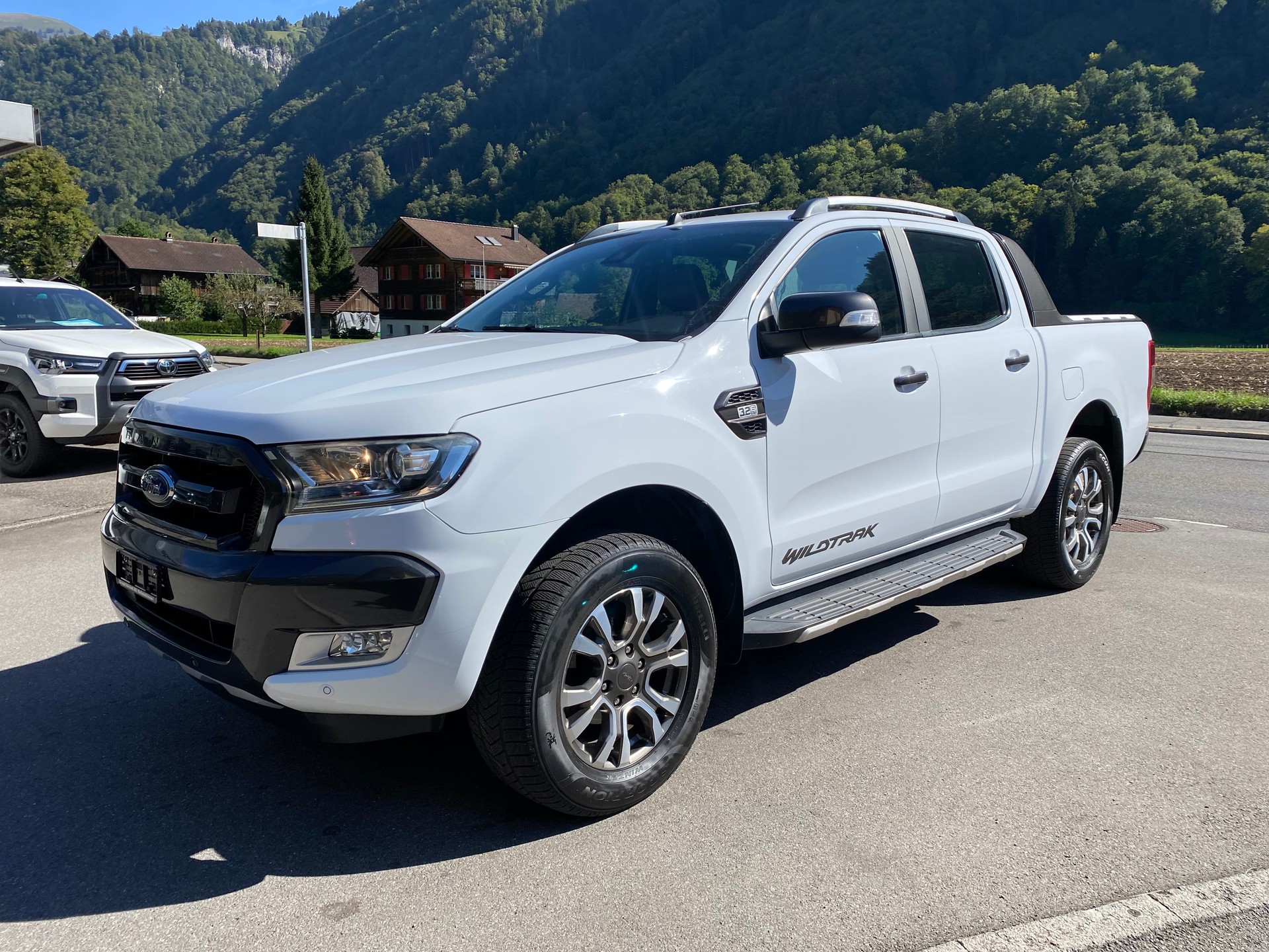 FORD Ranger Wildtrak 3.2 TDCi 4x4 A-image-1