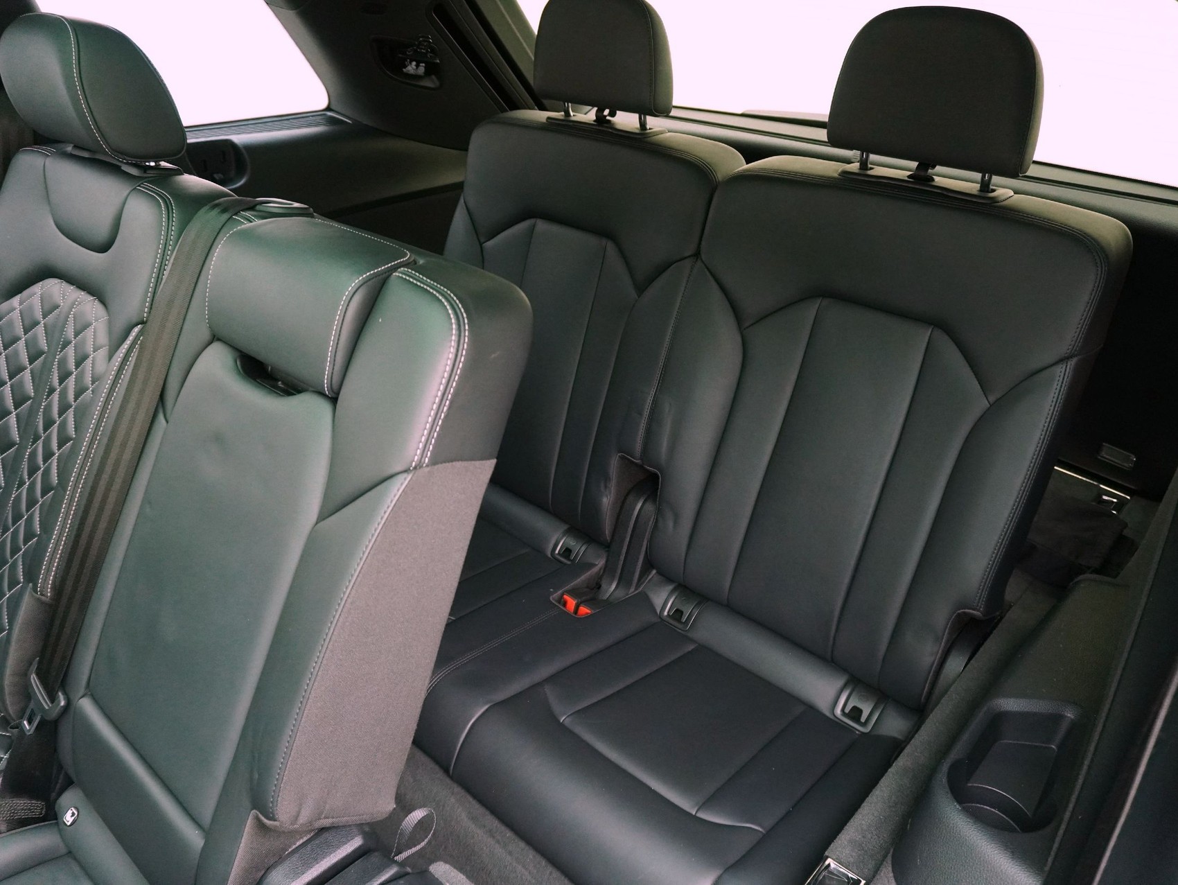 AUDI Q7 50 TDI S line quattro T-Tronic-image-13