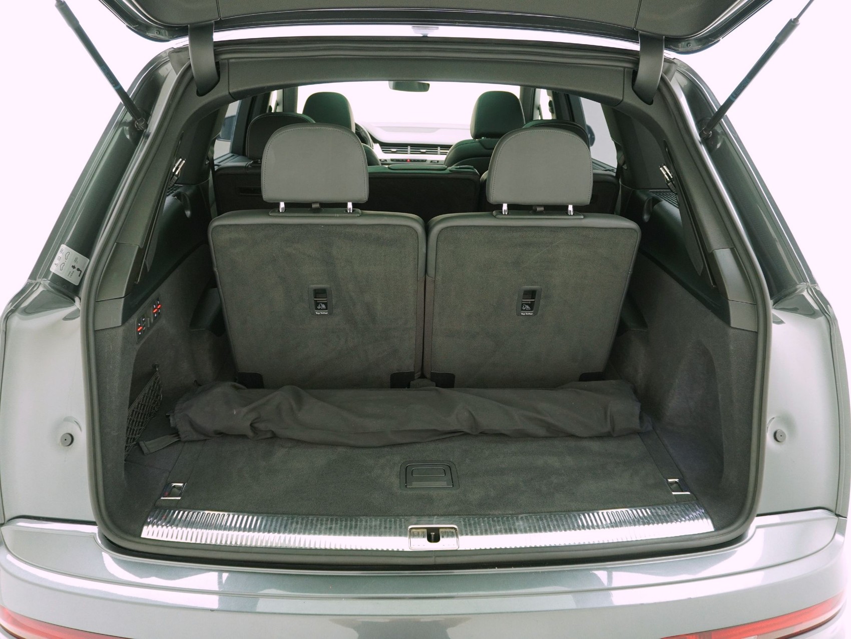 AUDI Q7 50 TDI S line quattro T-Tronic-image-14