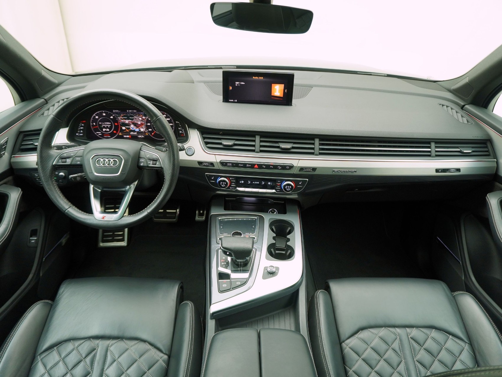 AUDI Q7 50 TDI S line quattro T-Tronic-image-12