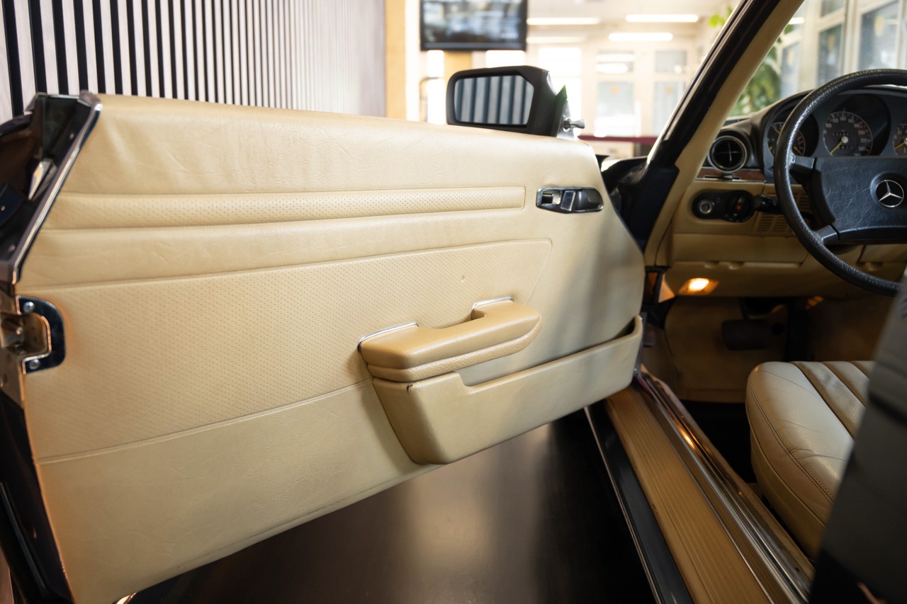 MERCEDES-BENZ 500 SLC-image-19