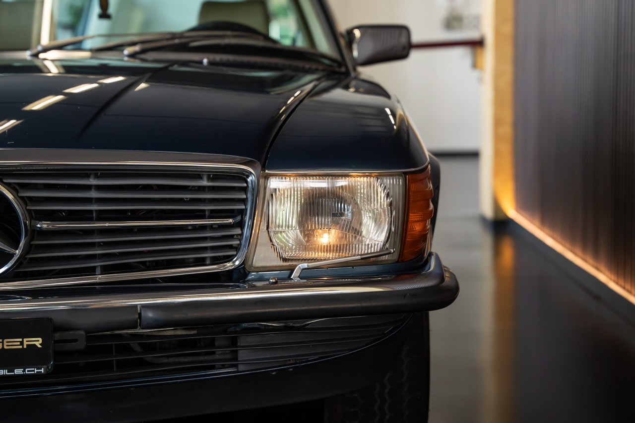 MERCEDES-BENZ 500 SLC-image-7