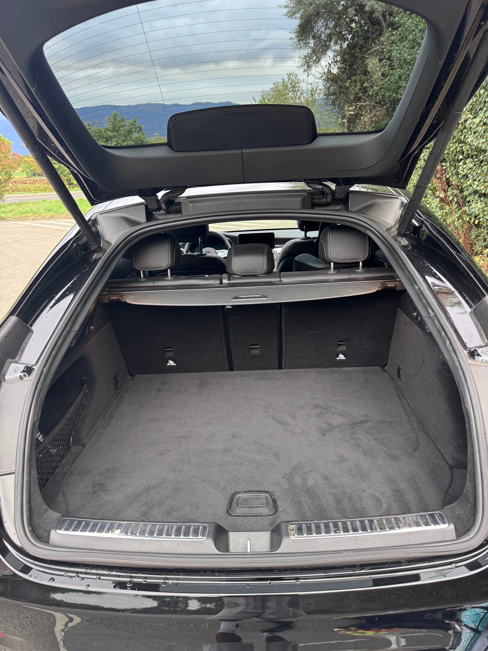 MERCEDES-BENZ GLC 220 d AMG Line 4matic-image-5