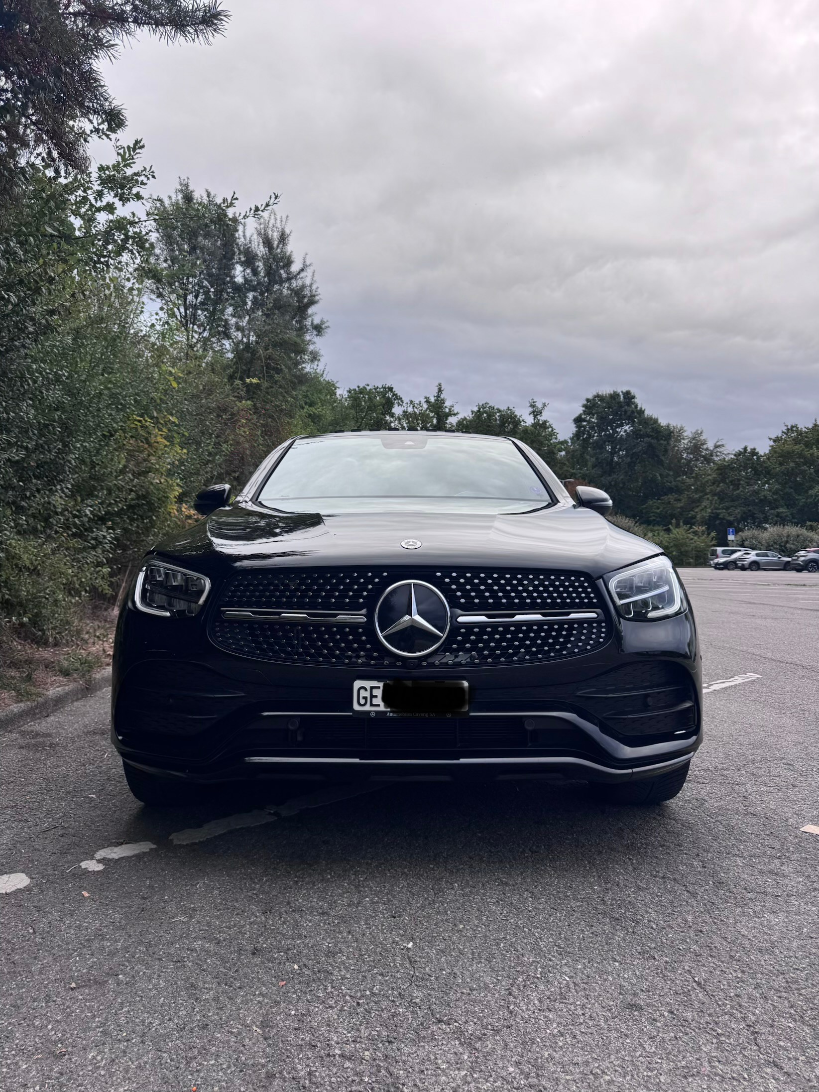 MERCEDES-BENZ GLC 220 d AMG Line 4matic-image-2