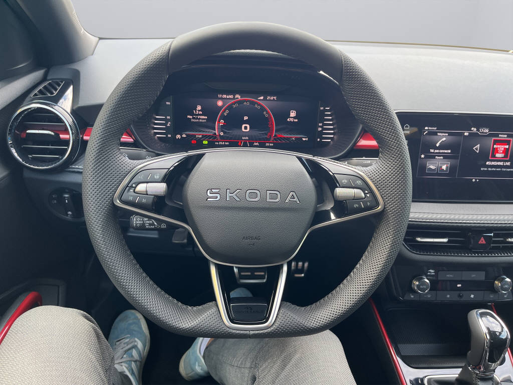 SKODA Fabia 1.0 TSI Monte Carlo DSG-image-9