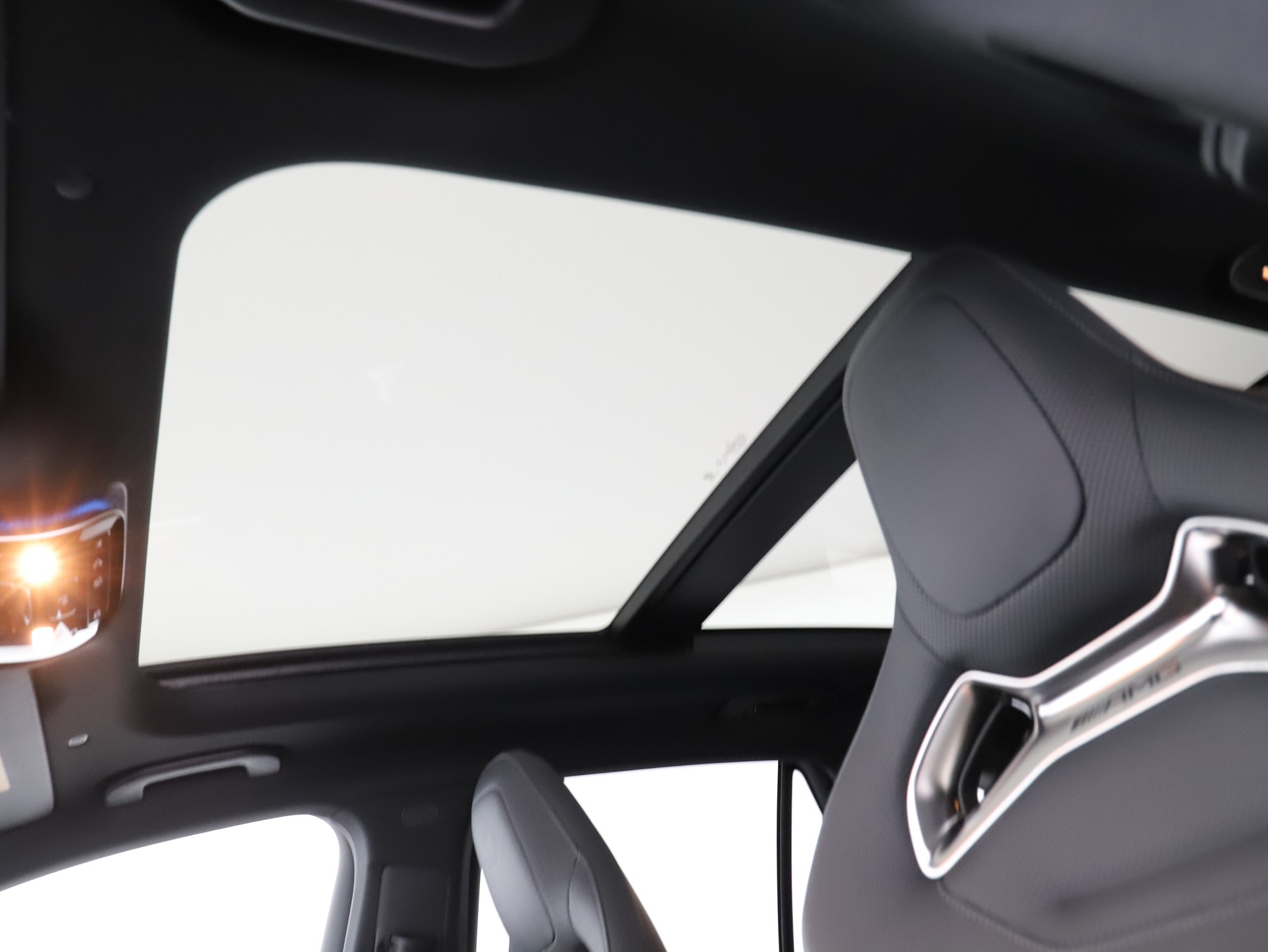 MERCEDES-BENZ GLC 53 AMG 4Matic+ 9G-Tro-image-12