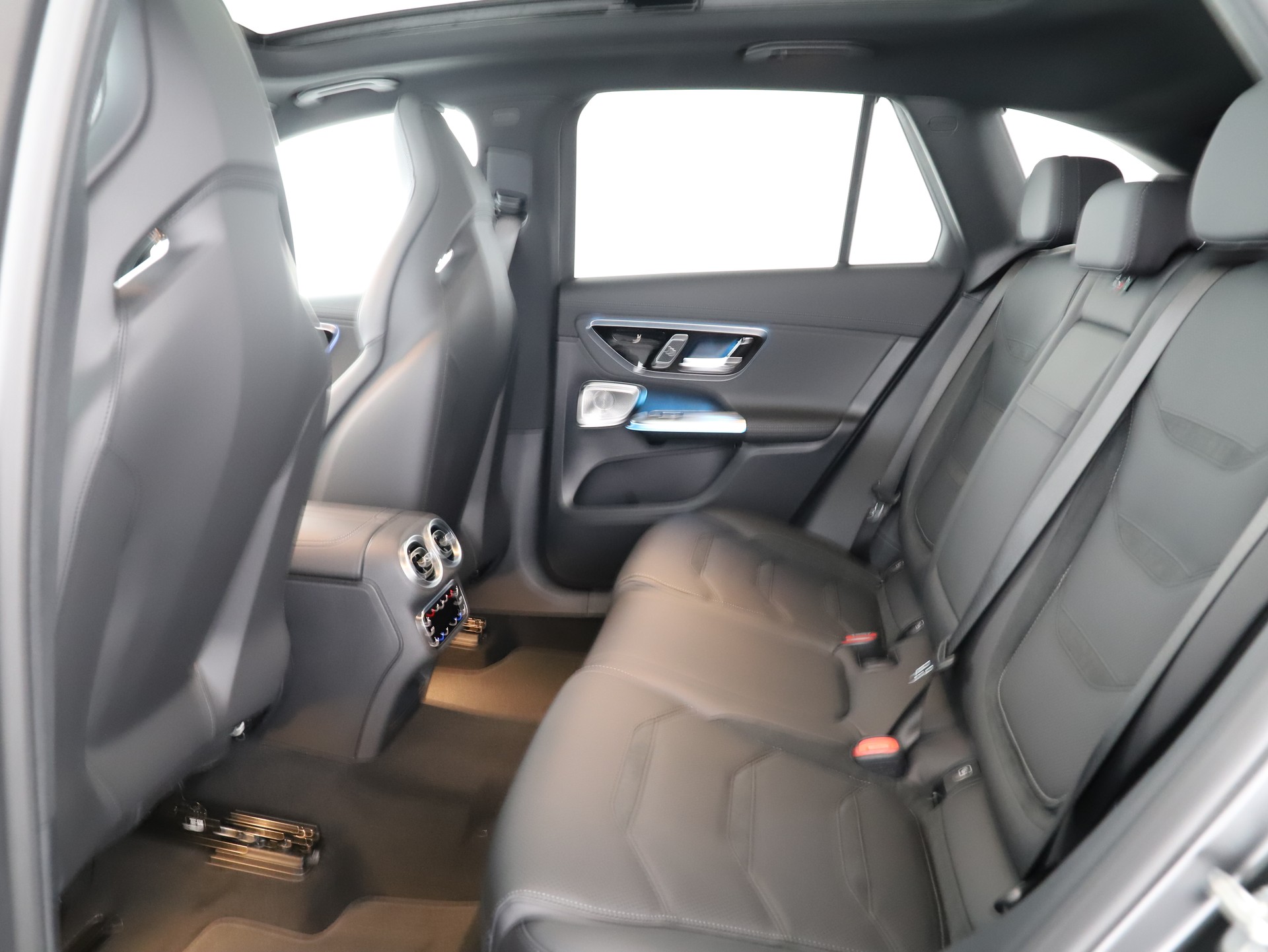 MERCEDES-BENZ GLC 53 AMG 4Matic+ 9G-Tro-image-10
