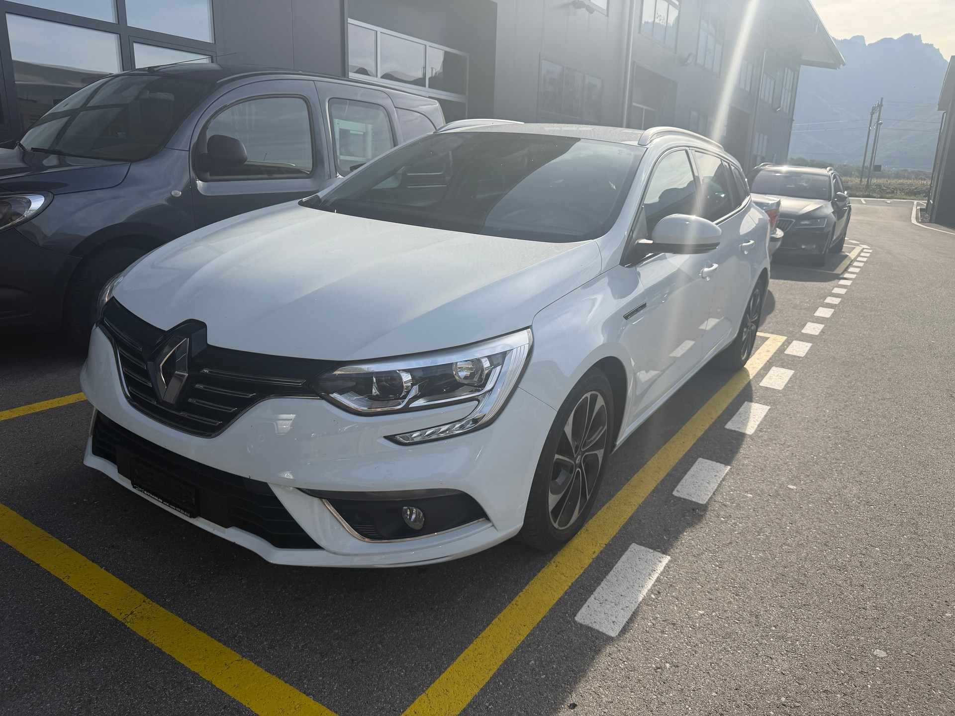 RENAULT 1.5 dCi Business EDC-image-3