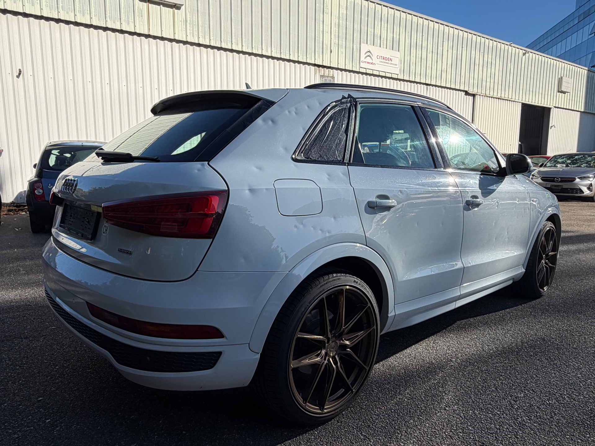 AUDI Q3 2.0 TDI sport quattro S-tronic-image-5