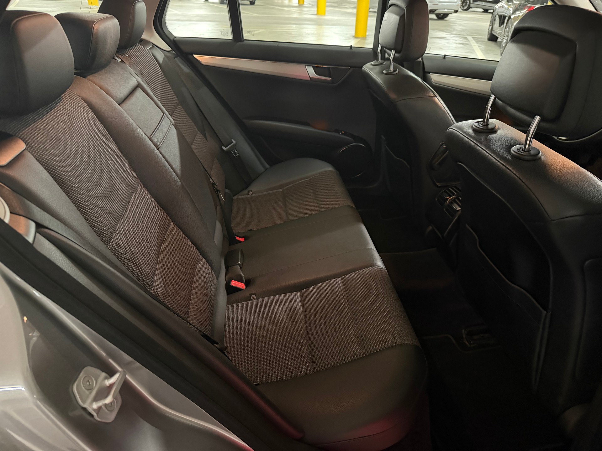 MERCEDES-BENZ C 250 CDI Avantgarde 4Matic 7G-Tronic-image-9
