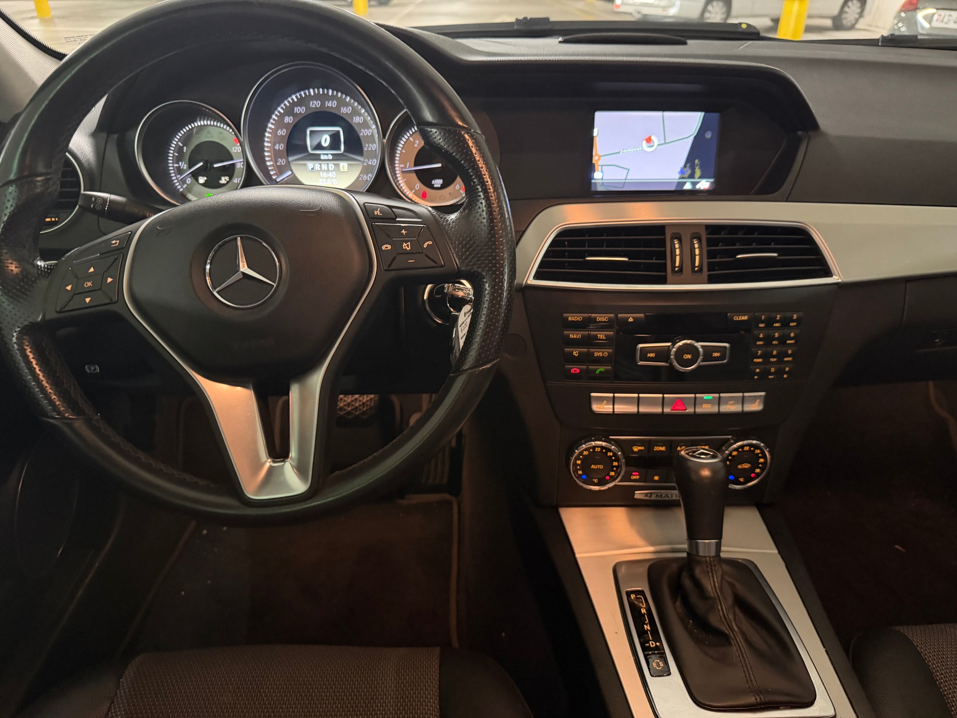 MERCEDES-BENZ C 250 CDI Avantgarde 4Matic 7G-Tronic-image-8