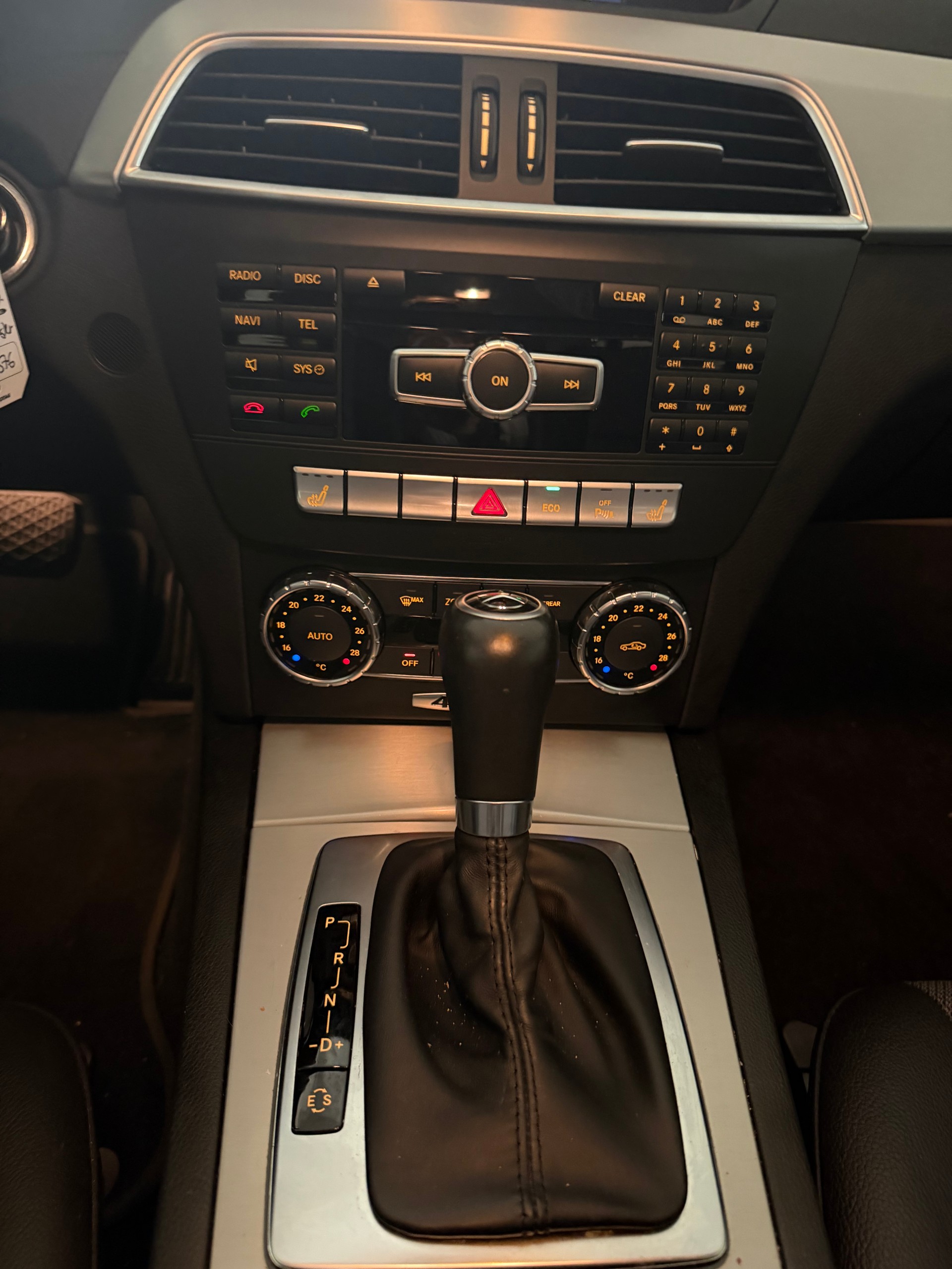 MERCEDES-BENZ C 250 CDI Avantgarde 4Matic 7G-Tronic-image-10