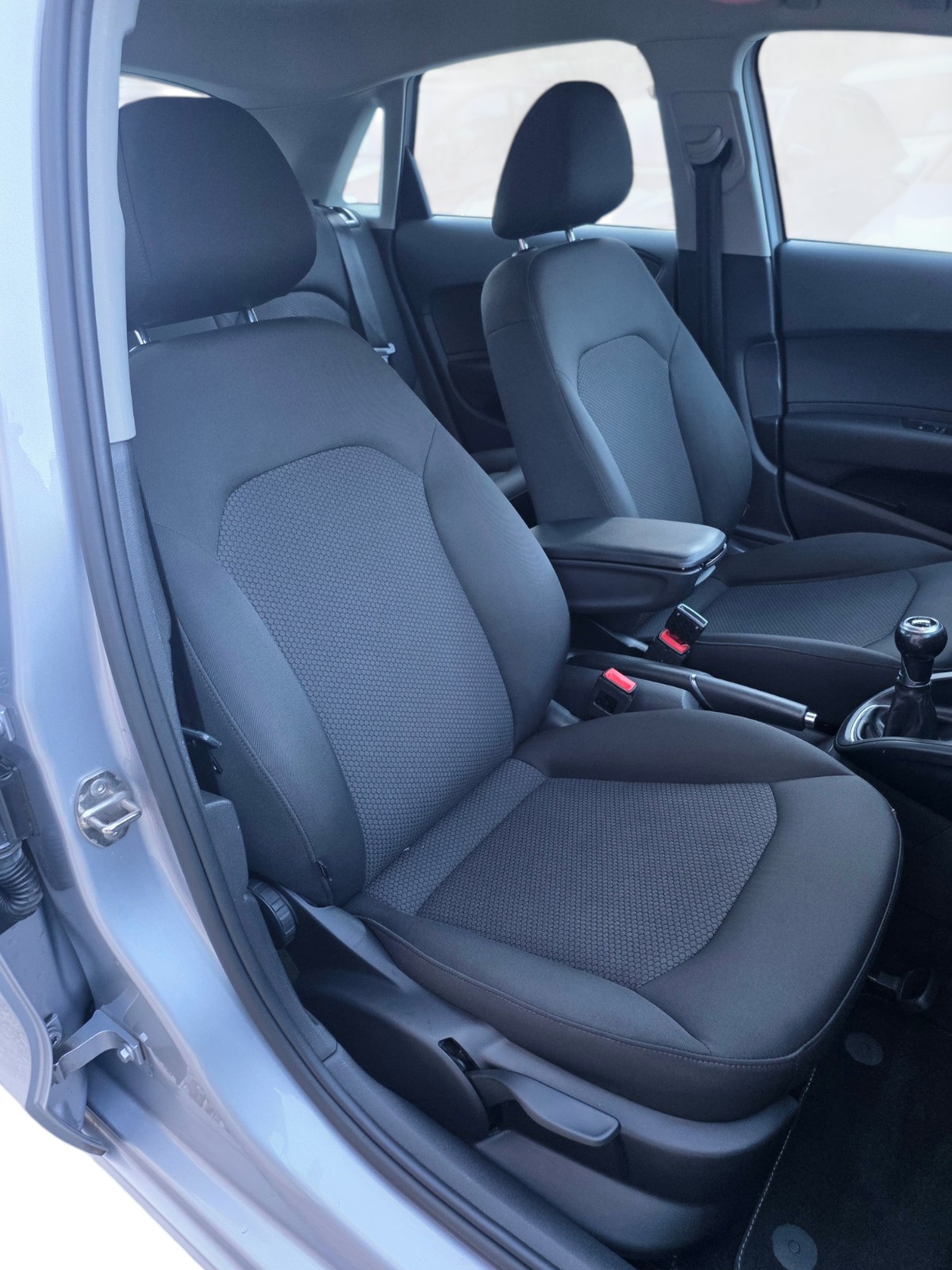 AUDI A1 Sportback 1.4 TFSI Sport-image-15