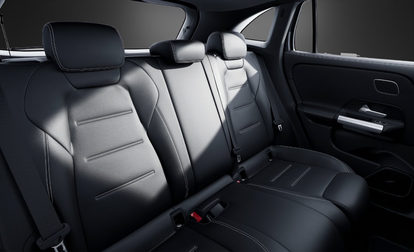 MERCEDES-BENZ GLA AMG 35 4Matic 8G-DCT-image-9