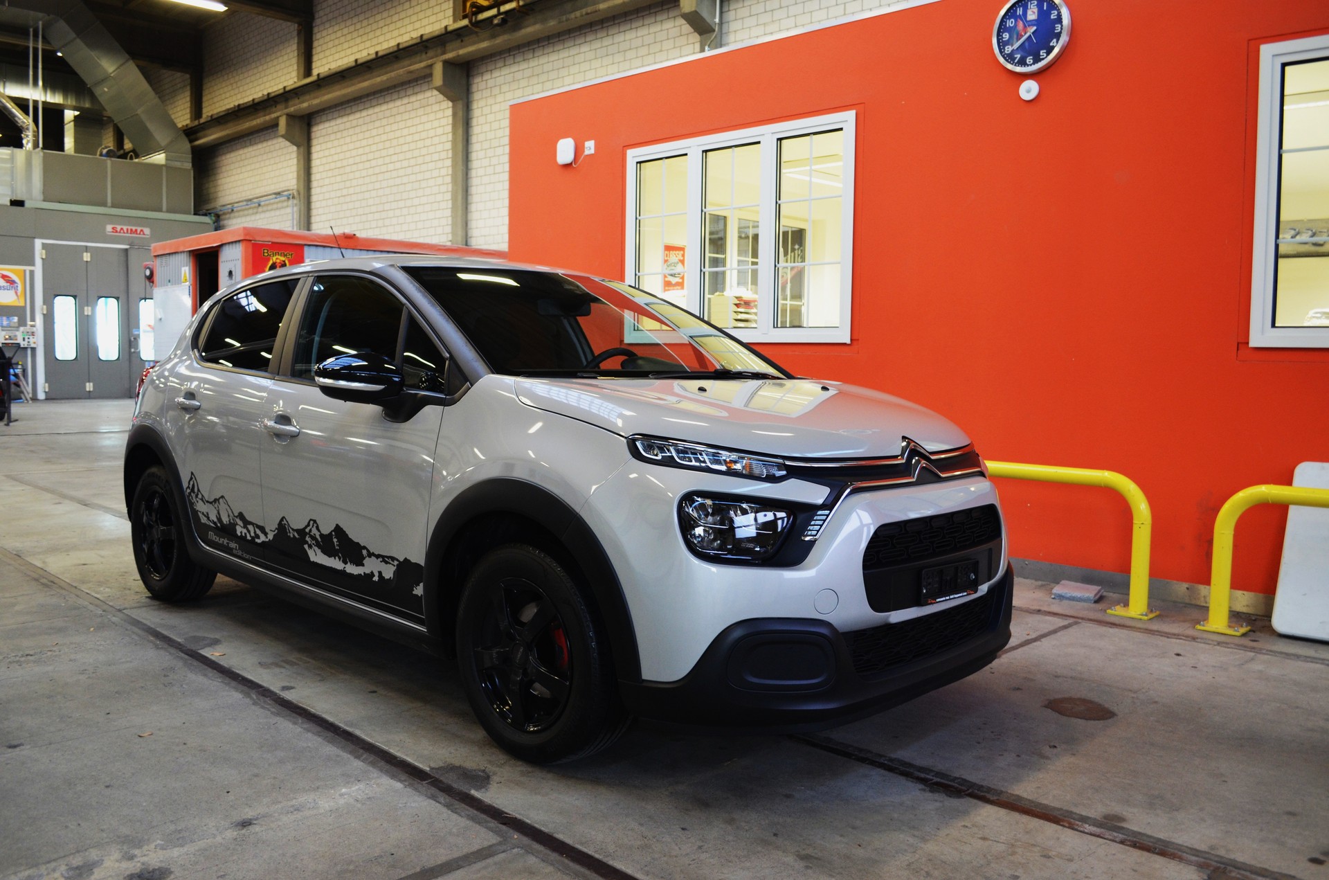 CITROEN C3 1.2i PureTech Feel Pack EDITION Mountain-image-0